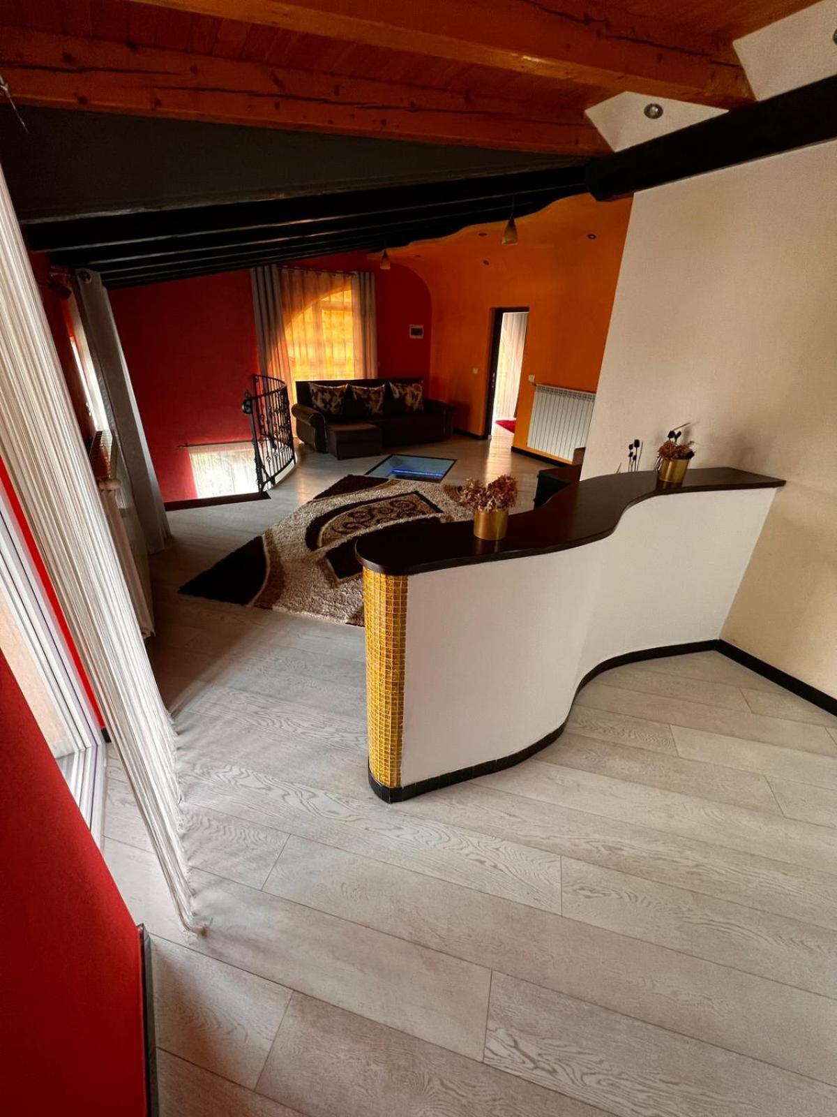 Vila Bijou Borşa Exteriör bild